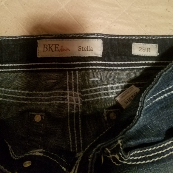 BKE womens Jean's - Picture 3 of 4